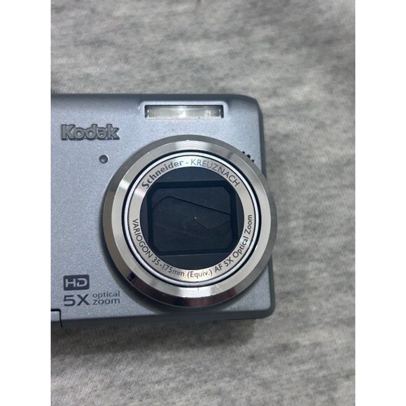Kodak EasyShare Z1275 12.1 Mp Digital Camera - Dark Gray - Picture 3 of 9